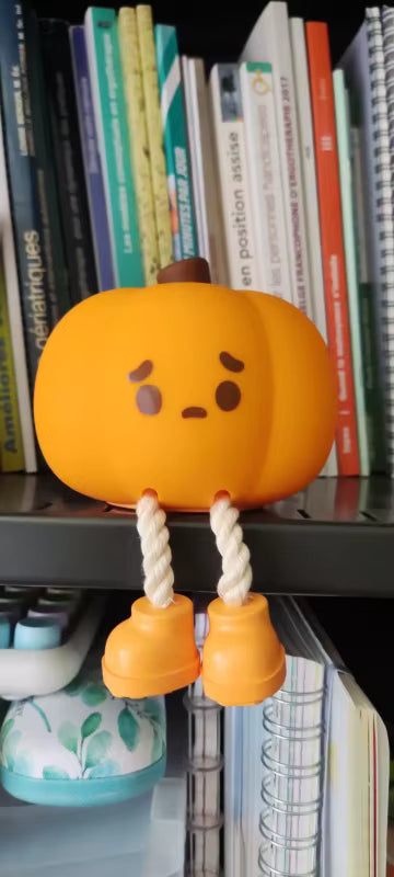 El diseño es precioso y la luz es suave, justo lo que buscaba para mi habitación.